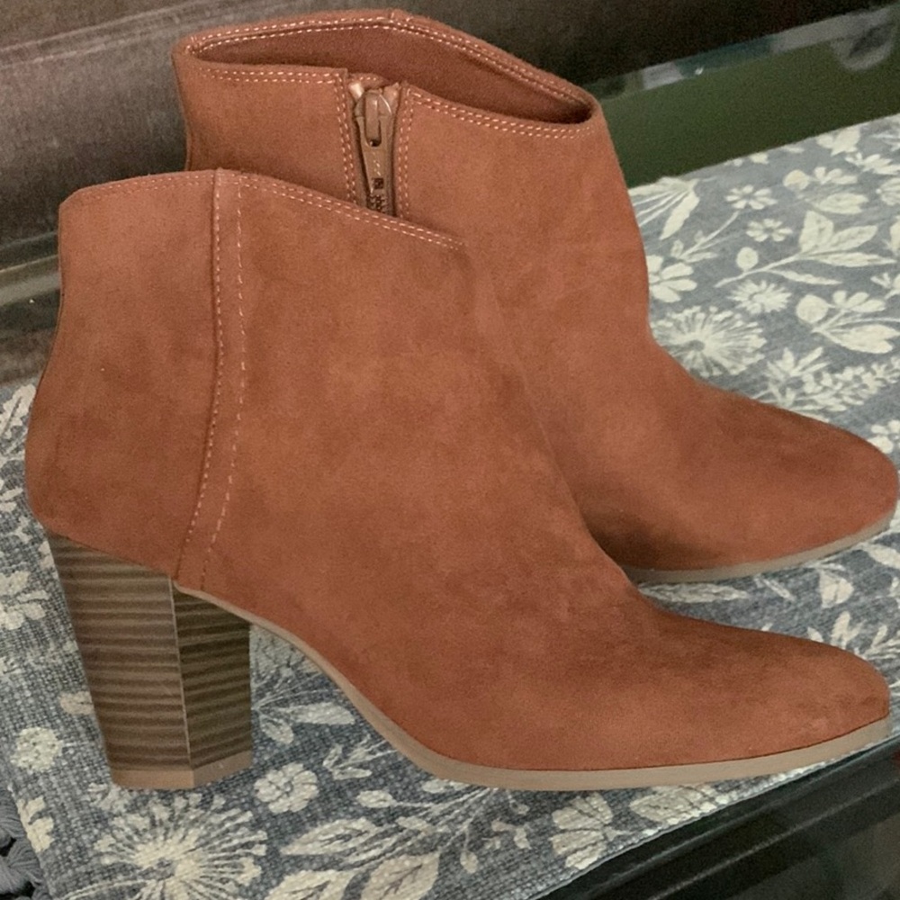 Old Navy Women's Brown Ankle Boots